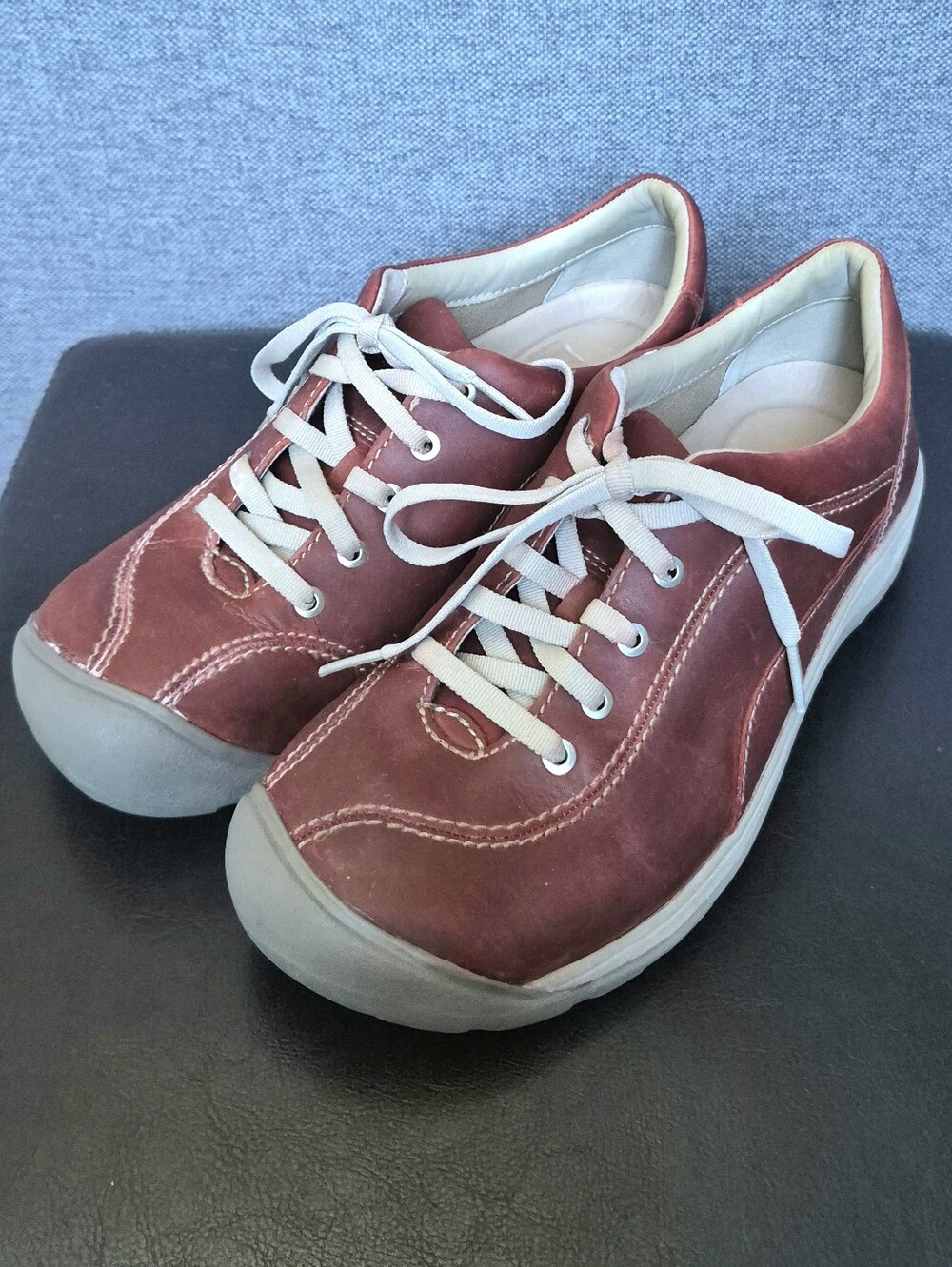 Keen Presidio II Leather Lace Up Red Sneakers Shoes Woman Size 8 Comfy Outdoorsy